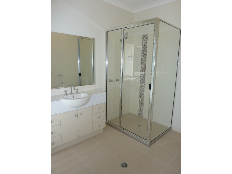 54B  Dunlop Street, Kelso QLD 4815