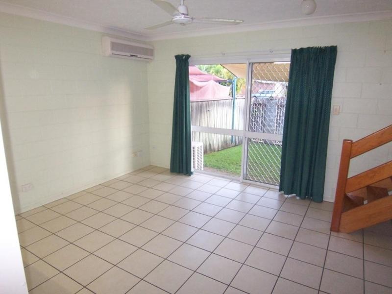 10/19  Roberts Street, Hermit Park QLD 4812