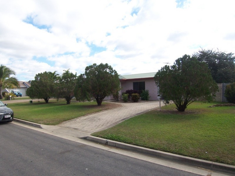 24 Raintree Way, Kirwan QLD 4817