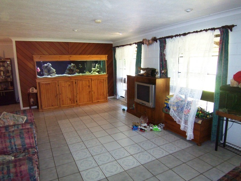 7 Holstein Place, Black River QLD 4818