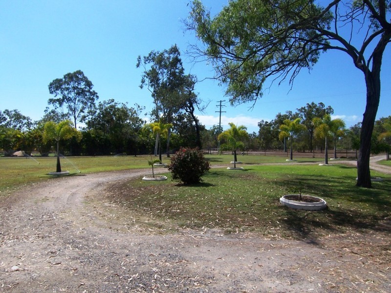 7 Holstein Place, Black River QLD 4818