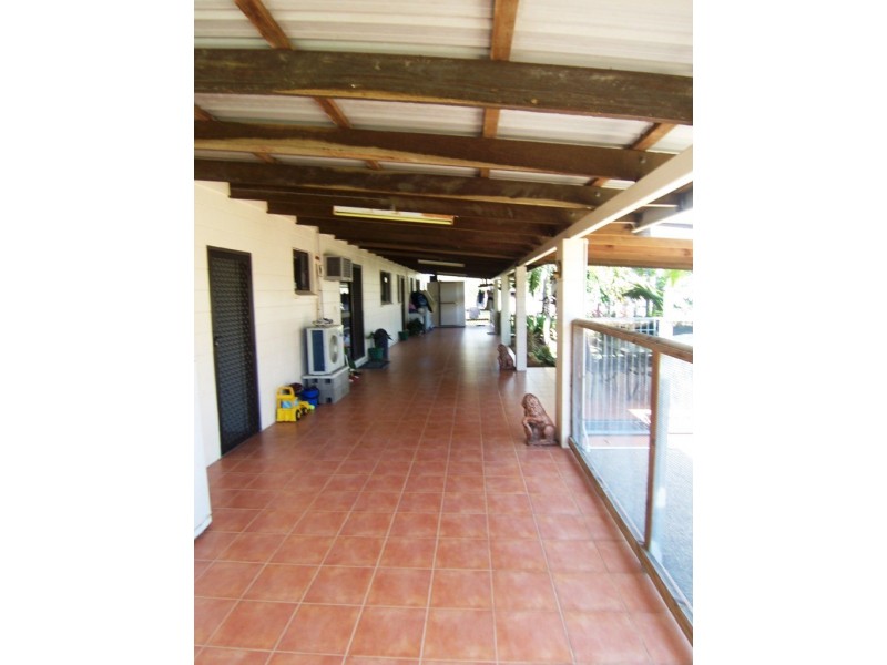 7 Holstein Place, Black River QLD 4818