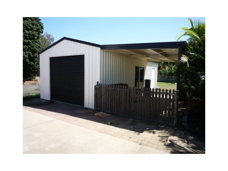 101 Marina Drive, Bushland Beach QLD 4818