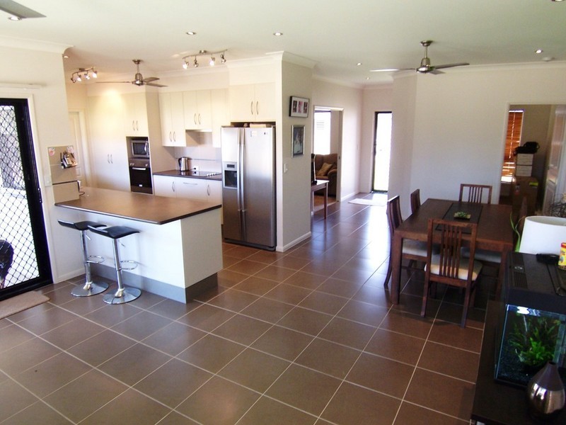 1 Blackstar Place, Black River QLD 4818