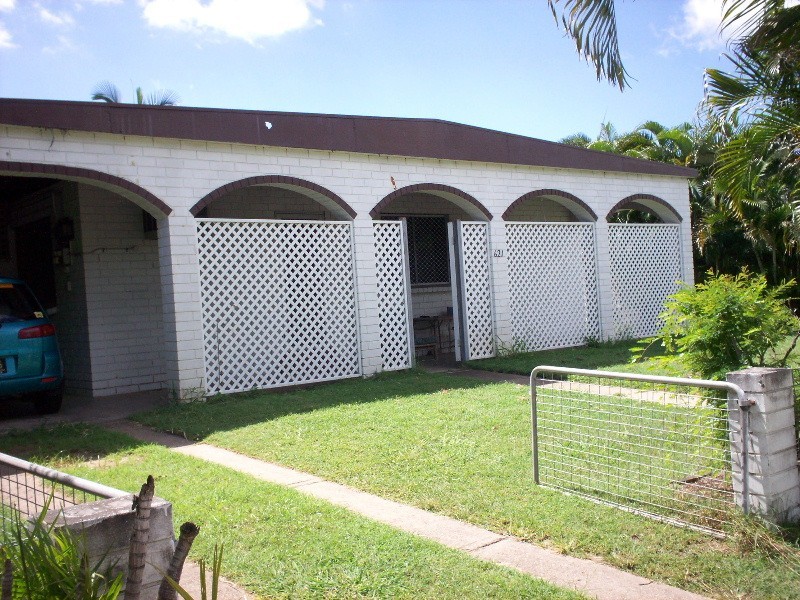 621 Ross River Road, Kirwan QLD 4817