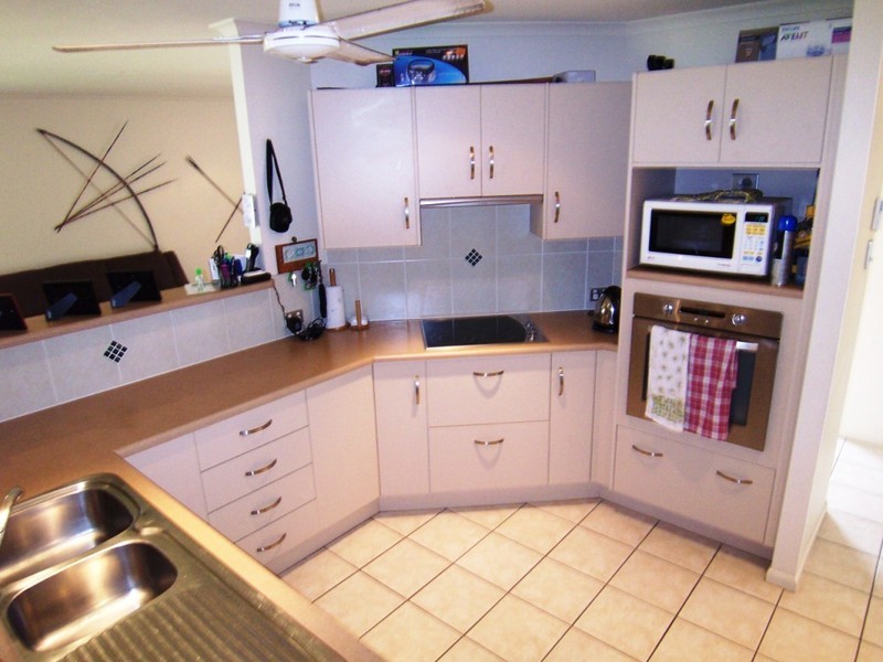 31 Crossman Place, Kirwan QLD 4817