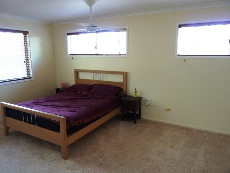 17 Batten Road, Mount Low QLD 4818