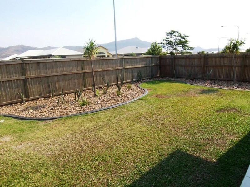 11 Sovereign Terrace, Idalia QLD 4811