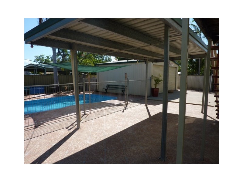 6 Allambie Court, Kelso QLD 4815