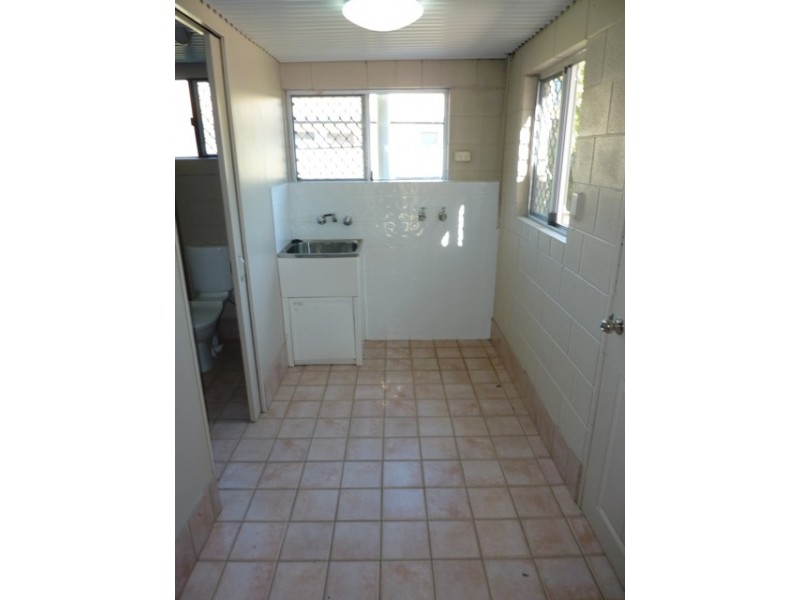 6 Allambie Court, Kelso QLD 4815