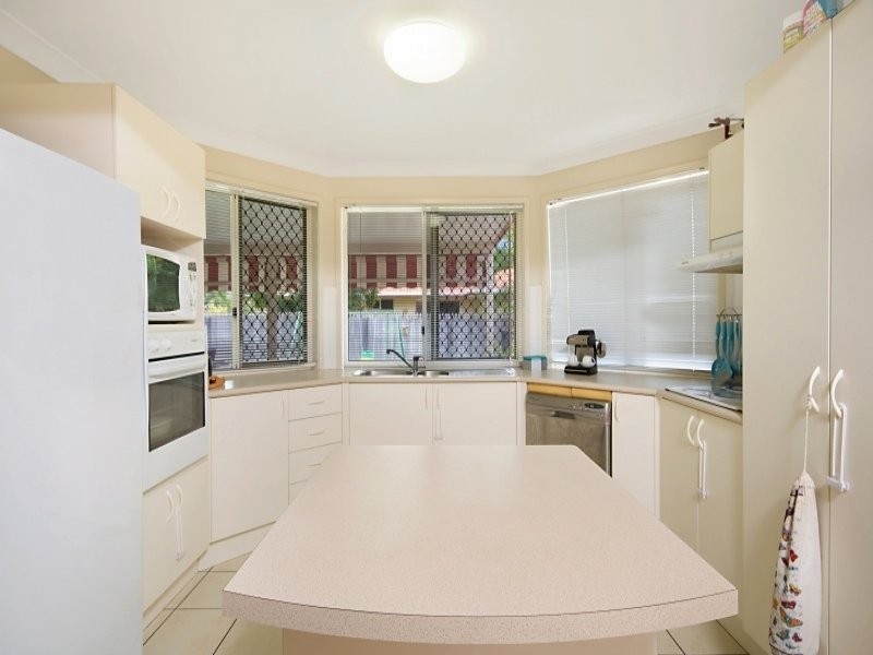 157 Greenwood Drive, Kirwan QLD 4817