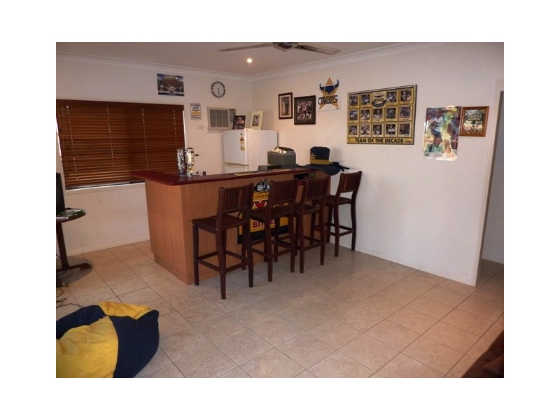 11 Fortunia Lane, Kirwan QLD 4817