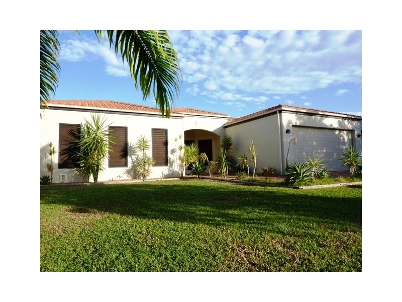 11 Fortunia Lane, Kirwan QLD 4817