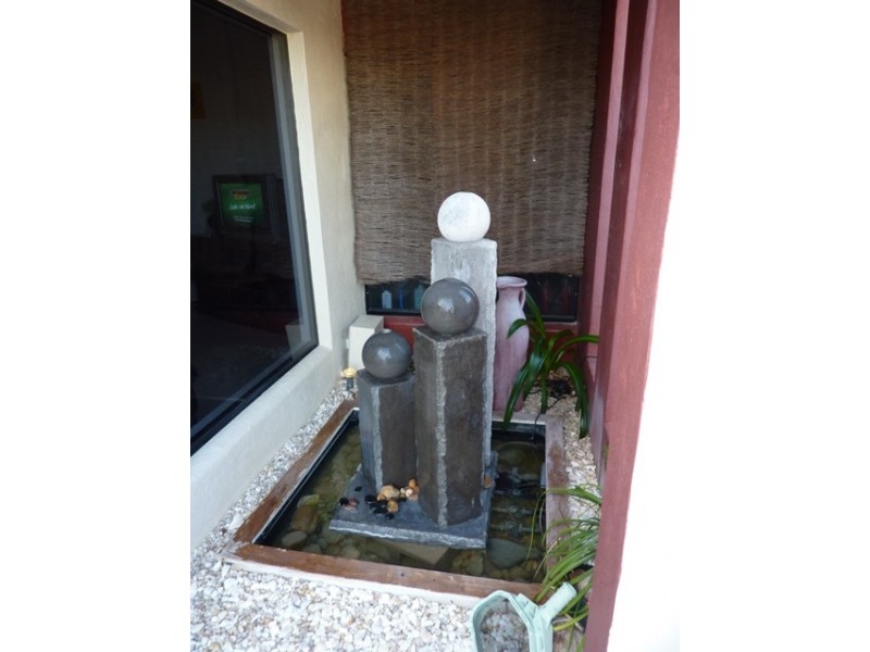 11 Fortunia Lane, Kirwan QLD 4817