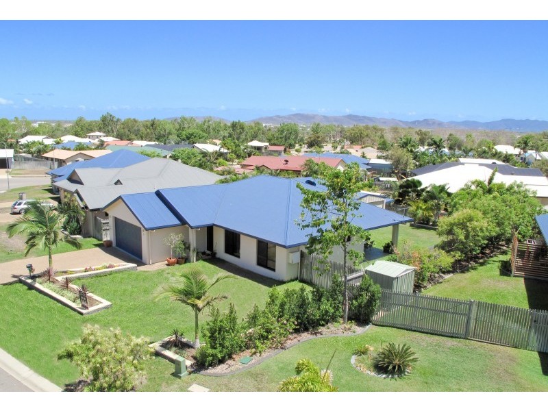 6 Monaro Circuit, Mount Louisa QLD 4814
