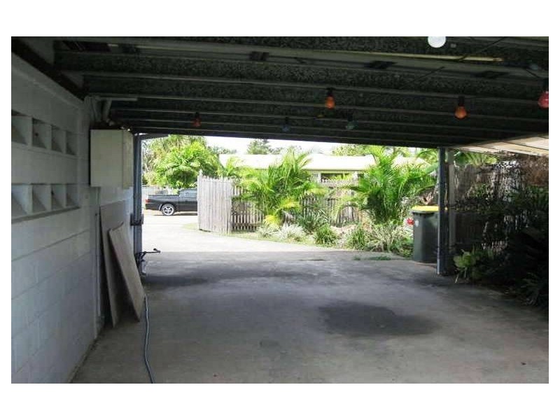 17 Champagne Cres, Kelso QLD 4815