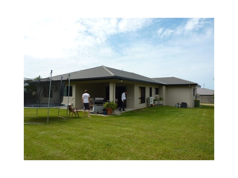 12 San Antonio Court, Mount Louisa QLD 4814