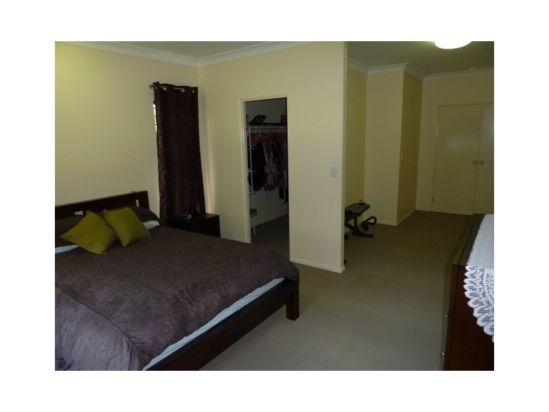 12 San Antonio Court, Mount Louisa QLD 4814