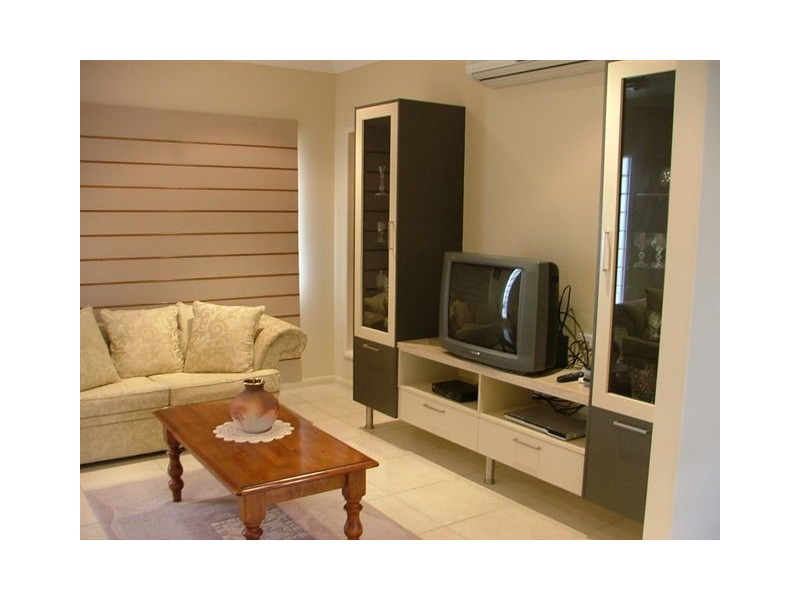 24 Greentee Terrace, Kirwan QLD 4817