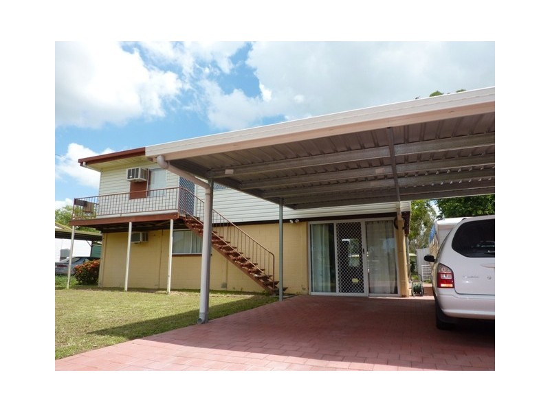 20 Champagne Cres, Kelso QLD 4815