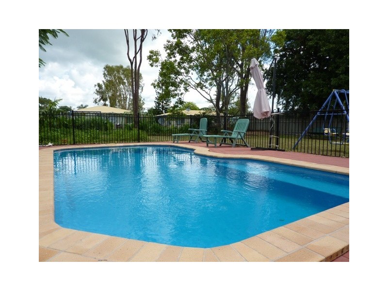 20 Champagne Cres, Kelso QLD 4815