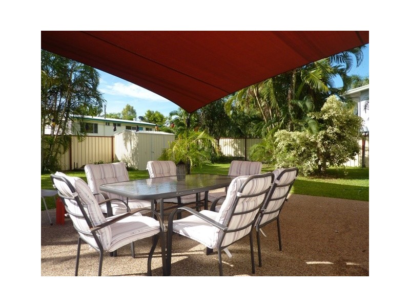 23 Rhodes Street, Heatley QLD 4814