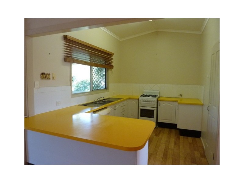 6 Allambie Court NOT LANE., Kelso QLD 4815