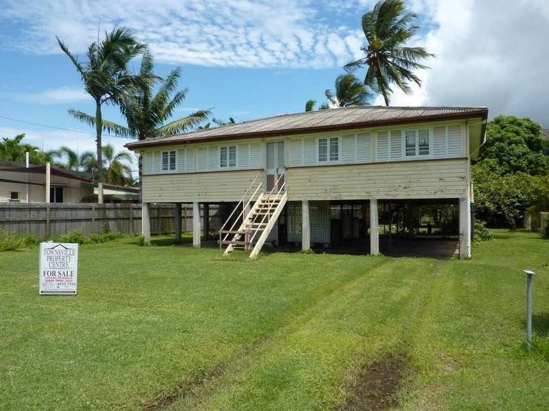 4 Primrose Street, North Ward QLD 4810