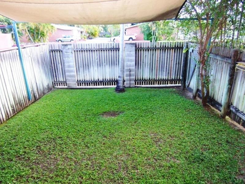 10/19 Roberts Street, Hermit Park QLD 4812