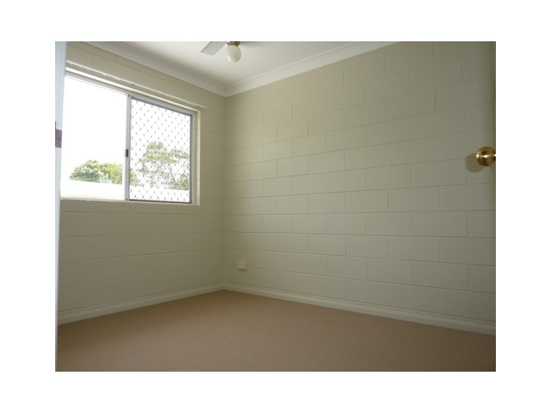 10/19 Roberts Street, Hermit Park QLD 4812