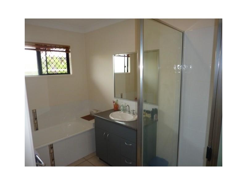 1 Shrike Court Bridgewater Estate, Condon QLD 4815