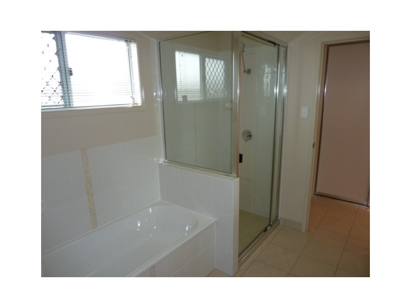 62 Hasty Street, Mount Louisa QLD 4814