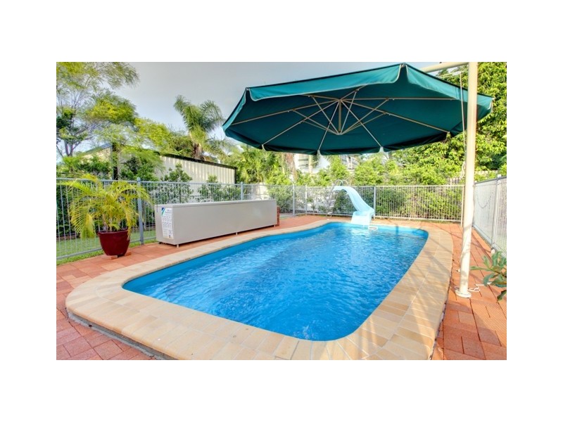 Railway Estate QLD 4810