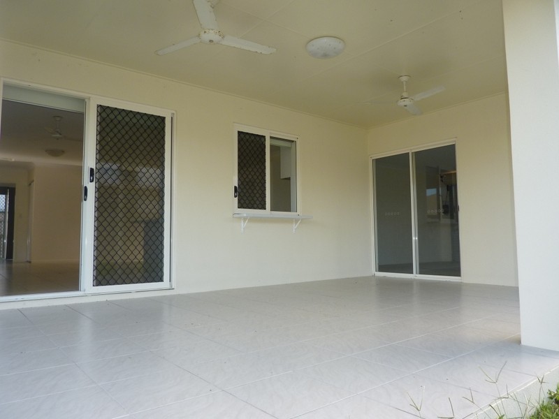 16 Firetail Pocket, Kelso QLD 4815