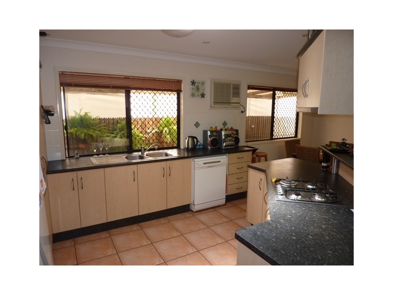 15 Mona Vale Place, Annandale QLD 4814