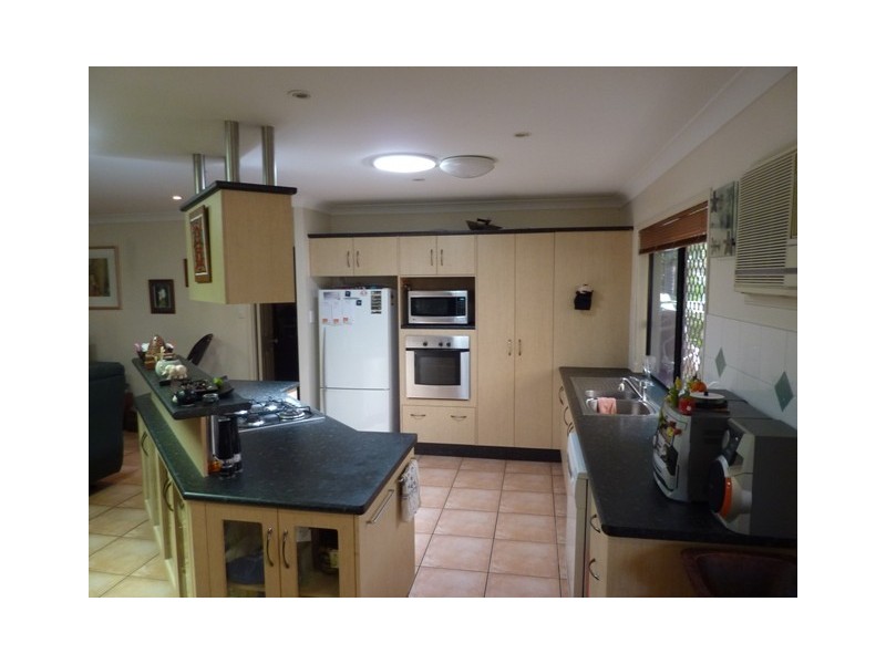 15 Mona Vale Place, Annandale QLD 4814