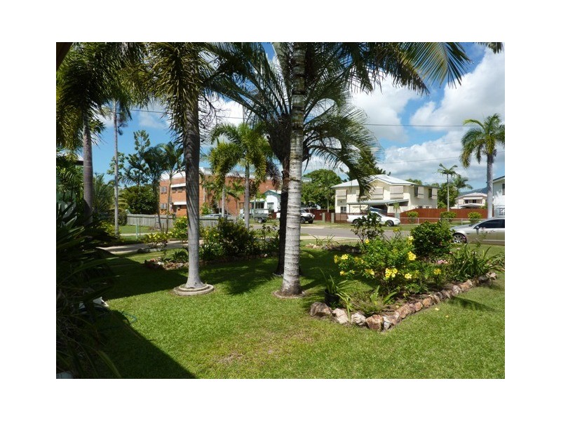 41 Sargeant Street, Gulliver QLD 4812