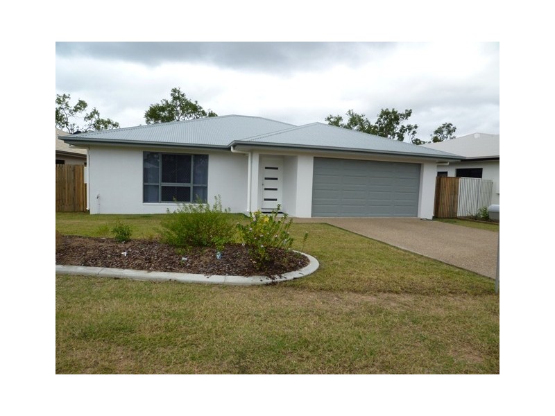 4 Nina Pocket, Bushland Beach QLD 4818