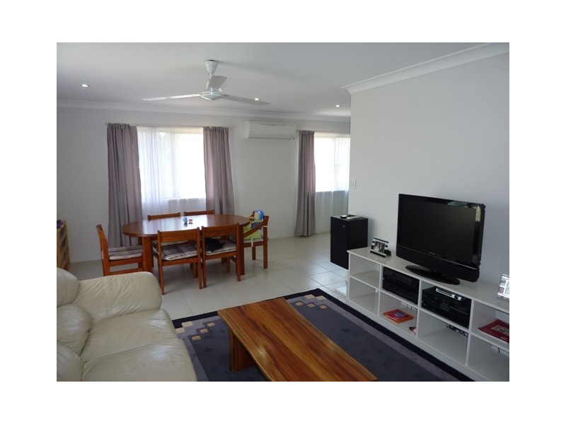 4 Nina Pocket, Bushland Beach QLD 4818