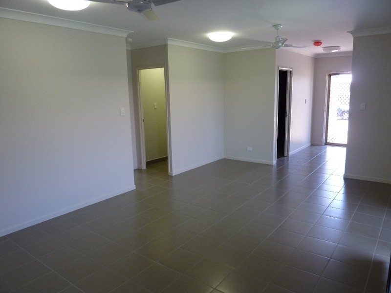 34 Bluewren Drive, Rosewood Gardens, Kelso QLD 4815