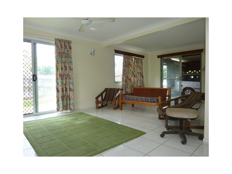 15  Tarragona Drive, Kirwan QLD 4817