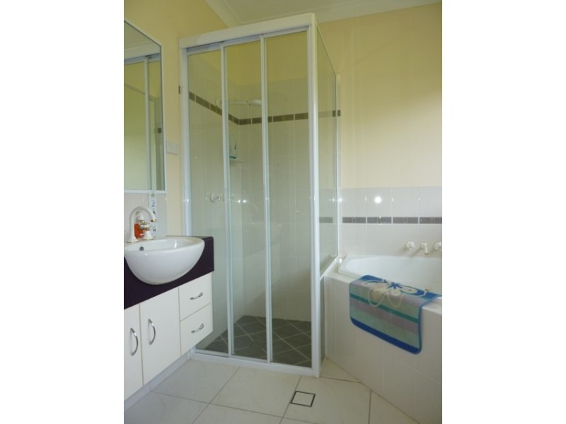 12 San Antonio Court, Mount Louisa QLD 4814