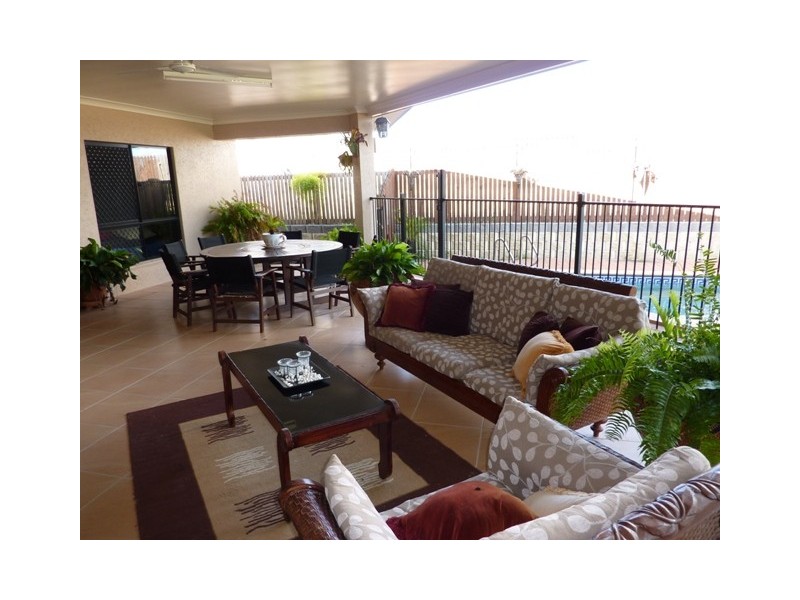 12 Knox Court, Mount Louisa QLD 4814