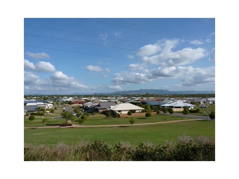 12 Knox Court, Mount Louisa QLD 4814