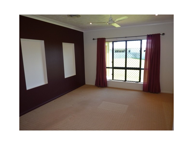 4 Chelsea Place, Condon QLD 4815