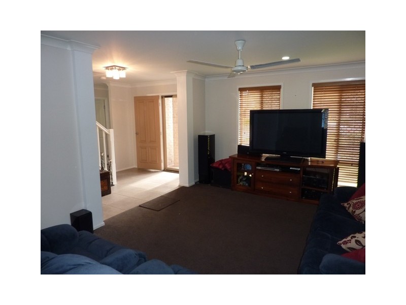 22 Dickenson Place, Kirwan QLD 4817