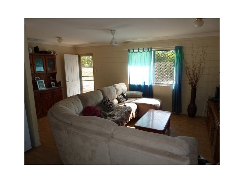 229 Kelso Drive, Kelso QLD 4815