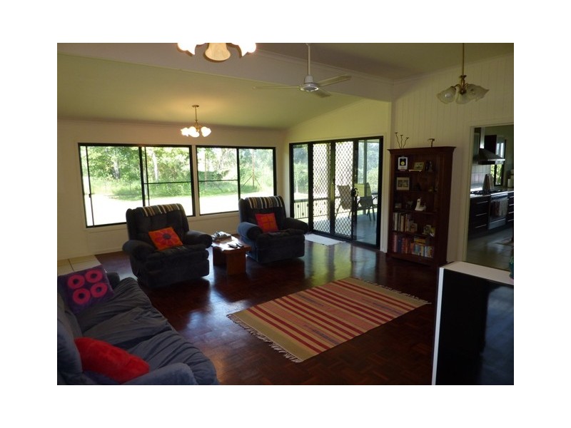 5199 Flinders Highway, Woodstock QLD 4816