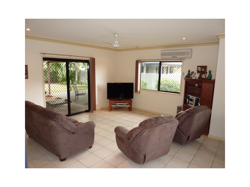 18 Crossman Place, Kirwan QLD 4817