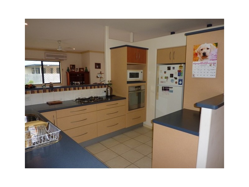 18 Crossman Place, Kirwan QLD 4817